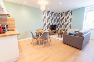Beau Duplex 2 chambres rénové Cosy et agréable par Groom