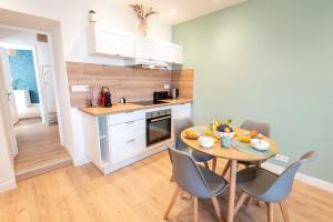 Beau Duplex 2 chambres rénové Cosy et agréable par Groom