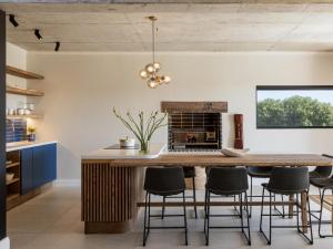 Villa and Studio Eiland