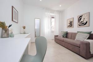 Nancy Bleisure Suite