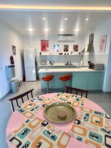 60s-Style Coastal Retreat Minutes from the Beach