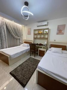 Central Apartment with Wide Garden View by mohamed