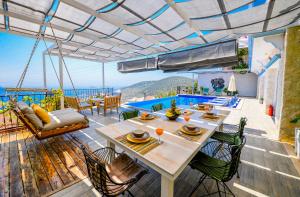 Sea View Villa for 10 People in Kalkan