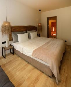 KOKICHE 4 Friends, Borovets