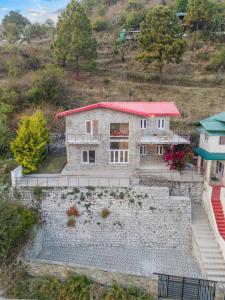 Lakeview House 7 mins to Bhimtal Lake3BHK2Bath