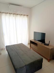 Casa recém inaugurada, em condomínio, a 750 m do mar