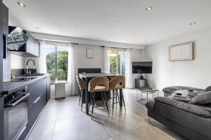 65 ALEX - One-bedroom apartment with parking and near beach