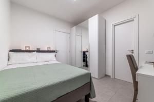Cozy Enna Rooms - Metro Re di Roma & WiFi