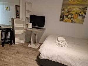 Chelsea cloisters Studios