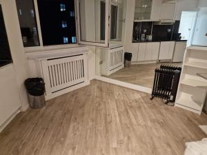 Chelsea cloisters Studios