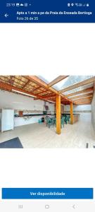 Apartamento pé na areia no centro de Bertioga