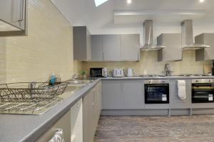 Portsmouth Trade Accommodation