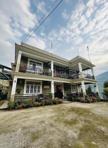 Blue Sky Homestay , Lingmoo