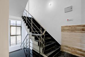 SPOT ON by OYO Hardik Palace