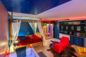 Twilight Star Spa - Sauna & Private Cinema - Parking