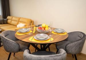 Cozy 1-Bedroom with Sea View & Parking by Flat Mаnаger