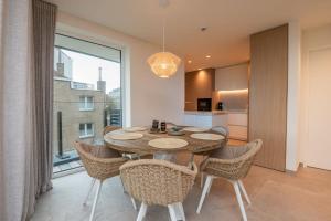 Sensational brand new duplex for 4