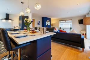 Windermere Luxury Lake View Hideaway, Pet Friendly, Free Parking