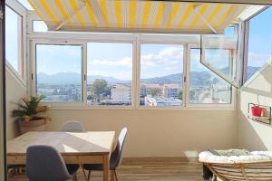 Bright apartment with a view in Cannes