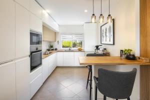 Fairview Golfside Apartment at Boavista