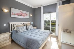 Fairview Golfside Apartment at Boavista