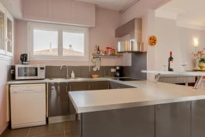 Villa Amistad - centre - parking - jardin - lave linge et vaisselle