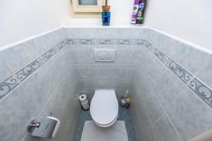 Utulny apartment s balkonem u Karlova mostu