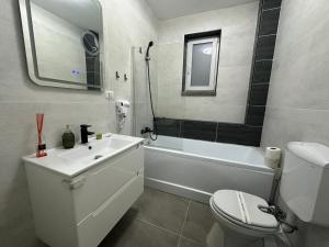 Zlata London Residence Center 3f