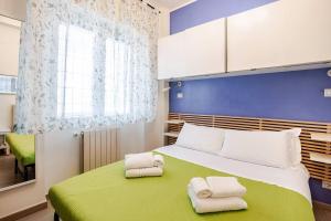 Roma Gemelli - Black&White Urban Loft