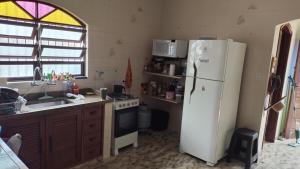 Casa grande em Caraguatatuba bairro Porto Novo 3 dormitórios