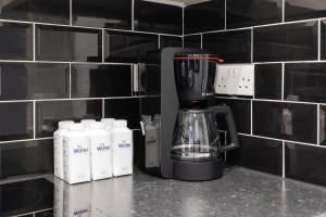 Serene 3BR Multilevel Home in Maida Vale