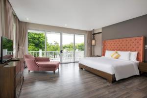 Abogo Premier Village Beachfront Da Nang