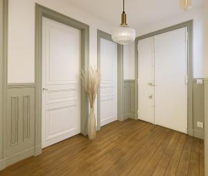 Arc de Triomphe - Premium apartment with lift for 6