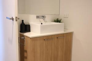 City focused comfy city view apartment