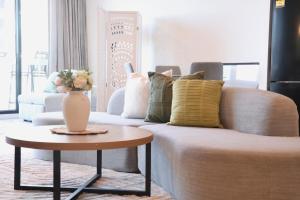 애들레이드 City focused comfy city view apartment 싱글룸 로비