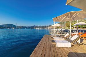 Sup Beach House Room U