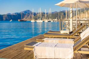 Sup Beach House Room U