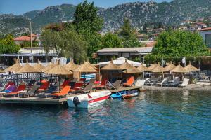 Sup Beach House Room U