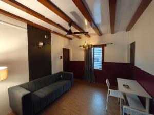 Seasonyard Homestead