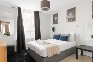 Serene 3BR Multilevel Home in Maida Vale