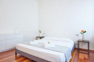 Porta Nuova Luxury 8 minutes from the Duomo, with AC and WiFi