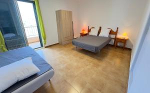 LMHA32, 2 Bedroom,2 Bathroom, Ocean View Apartment