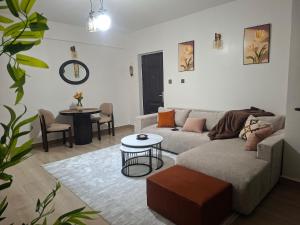 Serinity by Grace Premium 1 Bedroom unit at Azania Homes in Westlands Nairobi Steps from Movenpick Hotel