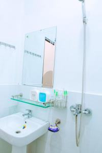 The Mountain Homestay & Cafe