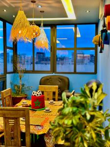 AS 269 appartement grand terrasse cœur casablanca,Tramway , parking free