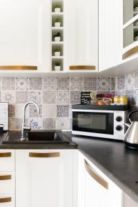 Valletta Townhouse Suite with a Maltese Balcony