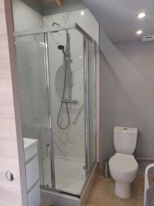 Petit chalet avec piscine privée