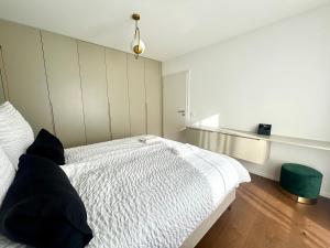 Modern and Peaceful Renovated Apartment in Riehen