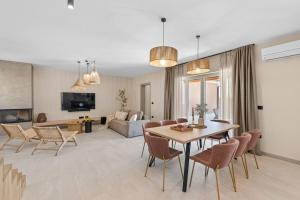 Villa Vita by VIllsy