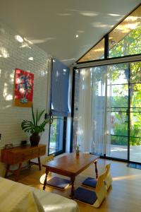 Fieldlight pool Villa